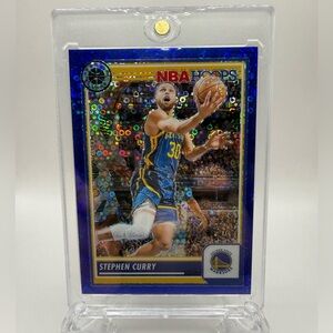 2023-24 NBA Hoops Stephen Curry Blue Disco 75/99 with Hard Magnetic Case